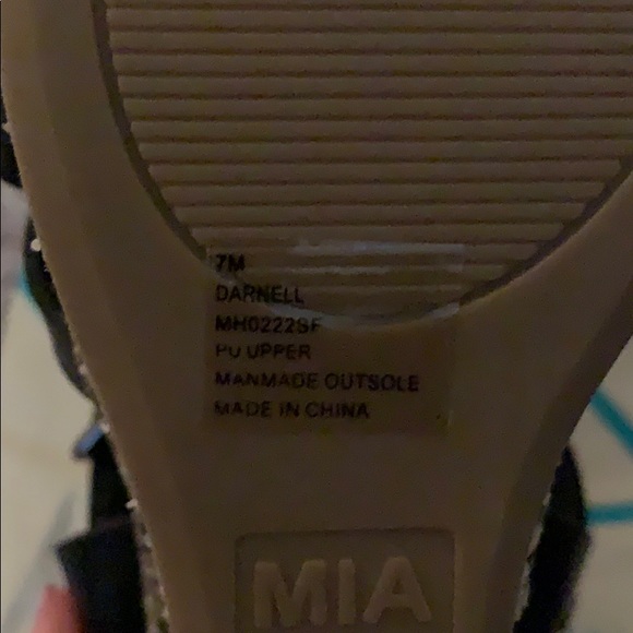 MIA - Darnell Novelty Wrap Wedges - Picture 4 of 5